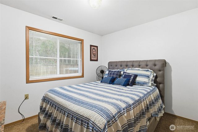 13325 105th Avenue Ct E, Puyallup, WA 98374