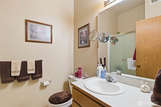 13325 105th Avenue Ct E, Puyallup, WA 98374