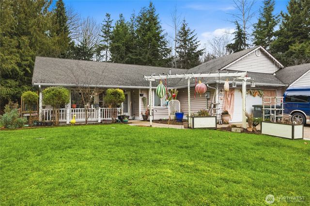 13325 105th Avenue Ct E, Puyallup, WA 98374