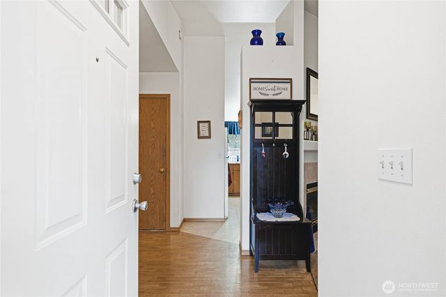 13325 105th Avenue Ct E, Puyallup, WA 98374