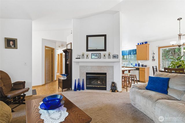 13325 105th Avenue Ct E, Puyallup, WA 98374