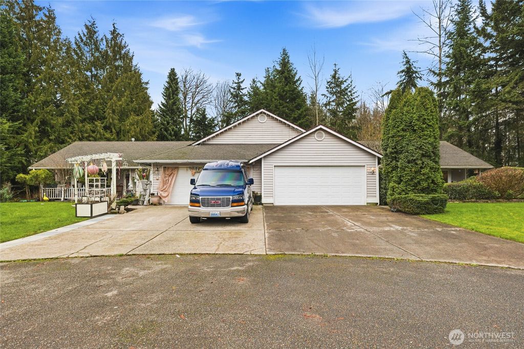 13325 105th Avenue Ct E, Puyallup, WA 98374