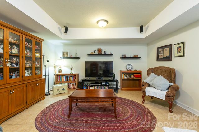 25 Deer Trail Way, Fairview, NC 28730