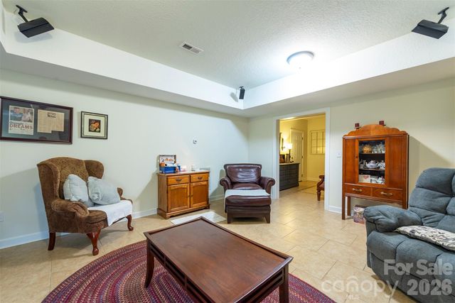 25 Deer Trail Way, Fairview, NC 28730