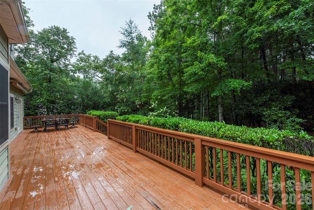 25 Deer Trail Way, Fairview, NC 28730