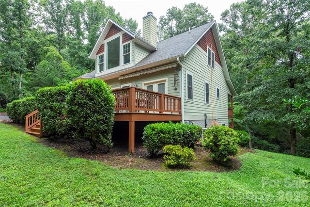 25 Deer Trail Way, Fairview, NC 28730