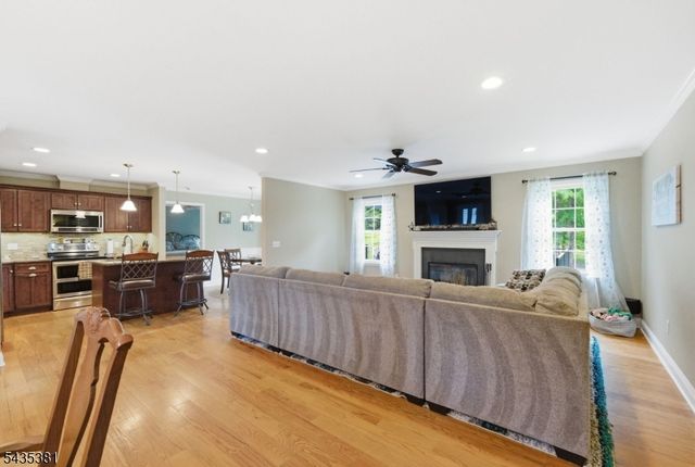 309 Turkey Top Rd, Lebanon Twp., NJ 07865