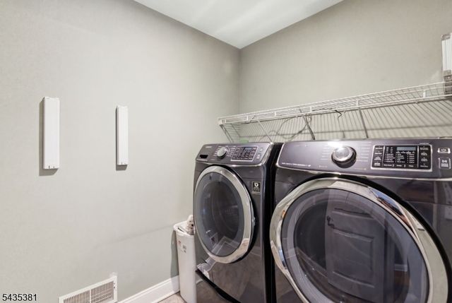 309 Turkey Top Rd, Lebanon Twp., NJ 07865