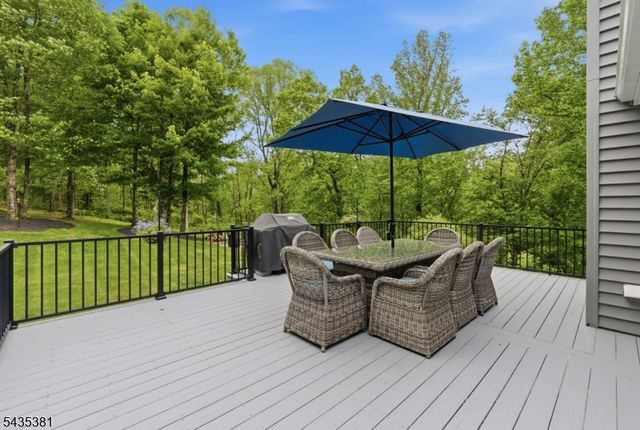 309 Turkey Top Rd, Lebanon Twp., NJ 07865