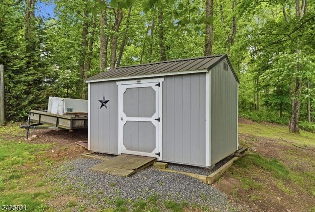 309 Turkey Top Rd, Lebanon Twp., NJ 07865