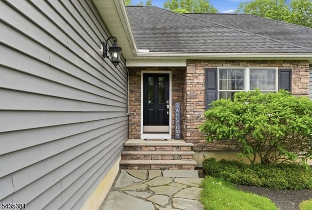 309 Turkey Top Rd, Lebanon Twp., NJ 07865