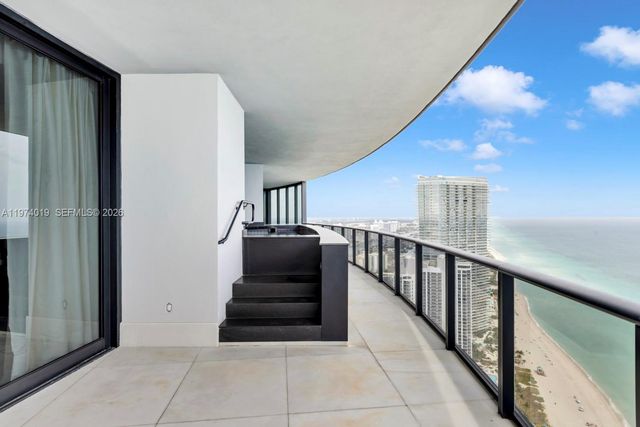 18555 Collins Avenue 4605, Sunny Isles Beach, FL 33160