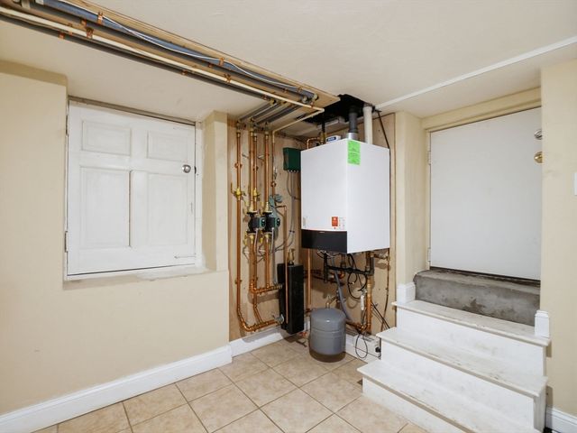 1 Brightwood Avenue, Worcester, MA 01604