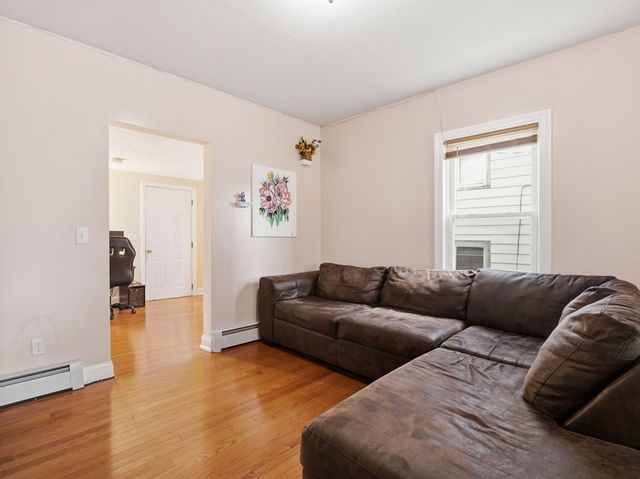 1 Brightwood Avenue, Worcester, MA 01604