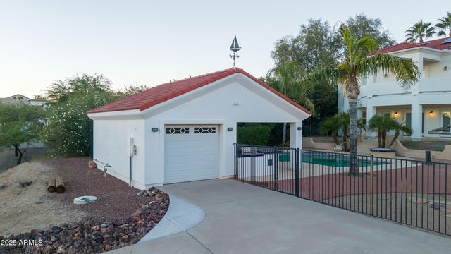 2225 W HIGHRIDGE Road, Wickenburg, AZ 85390