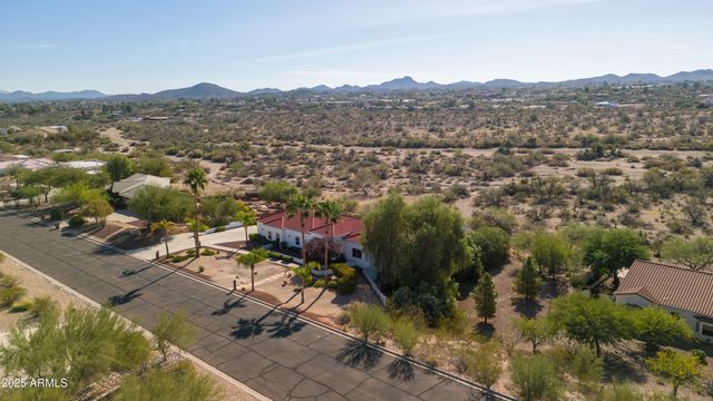 2225 W HIGHRIDGE Road, Wickenburg, AZ 85390