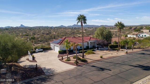 2225 W HIGHRIDGE Road, Wickenburg, AZ 85390