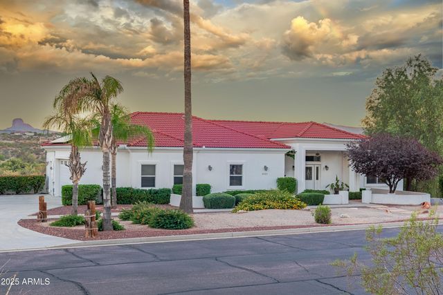 2225 W HIGHRIDGE Road, Wickenburg, AZ 85390