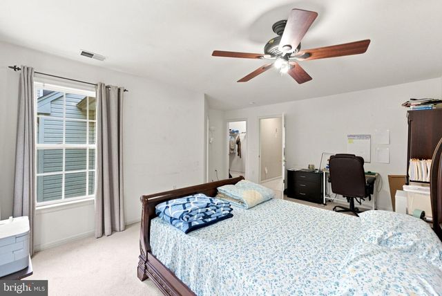 37 SHELLEY CIR, East Windsor, NJ 08520