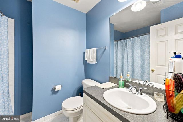 37 SHELLEY CIR, East Windsor, NJ 08520