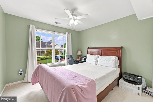37 SHELLEY CIR, East Windsor, NJ 08520
