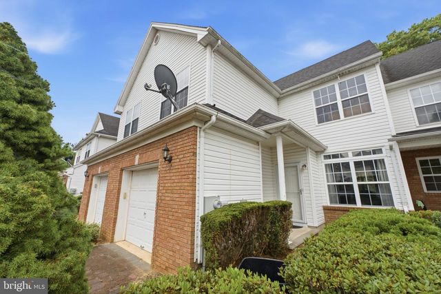 37 SHELLEY CIR, East Windsor, NJ 08520