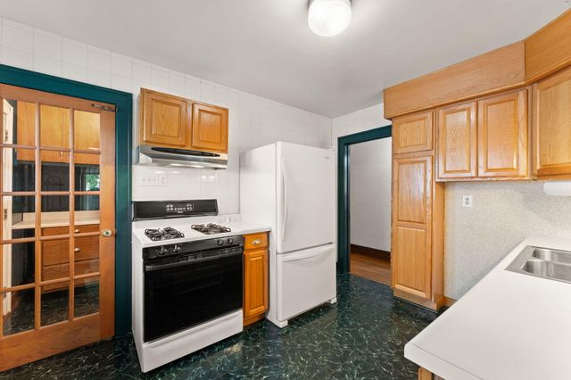 506 Main Street, Hobart, IN 46342