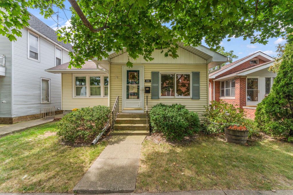 506 Main Street, Hobart, IN 46342