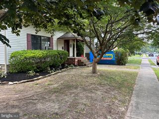 110 LAKE AVE, Glendora, NJ 08029