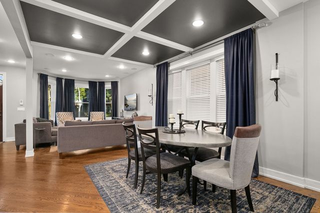 3940 N Christiana Avenue, Chicago, IL 60618