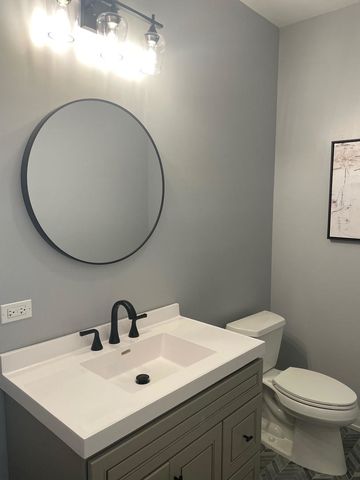 3940 N Christiana Avenue, Chicago, IL 60618