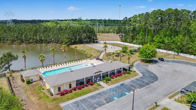 10 Valley Oak Drive, Richmond Hill, GA 31324