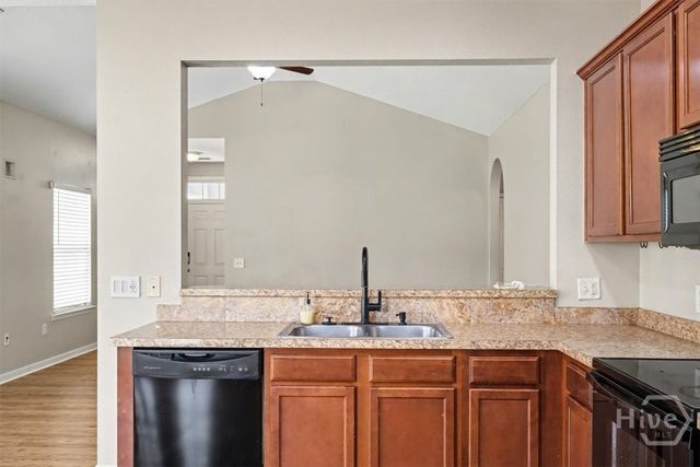 10 Valley Oak Drive, Richmond Hill, GA 31324