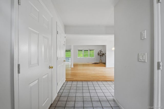 1452 Iroquois Street, Shrub Oak, NY 10588