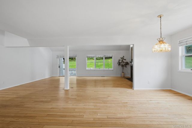 1452 Iroquois Street, Shrub Oak, NY 10588