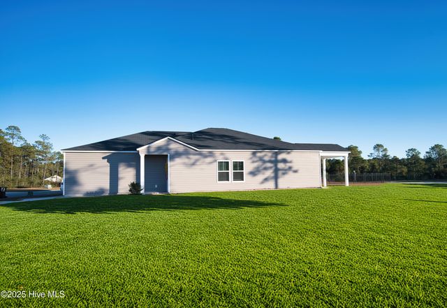 1001 Bourne Drive SW, Ocean Isle Beach, NC 28469