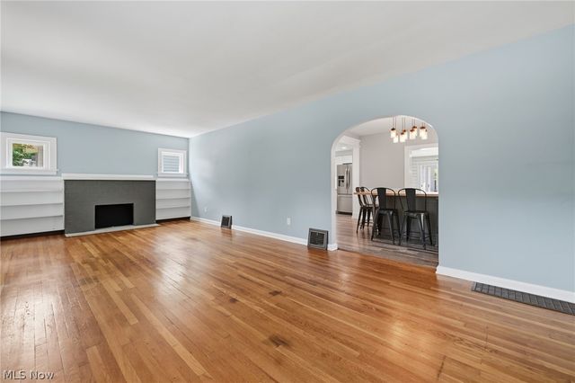 217 Cordelia Street SW, North Canton, OH 44720