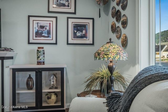 411 Louis ln, Sandpoint, ID 83864