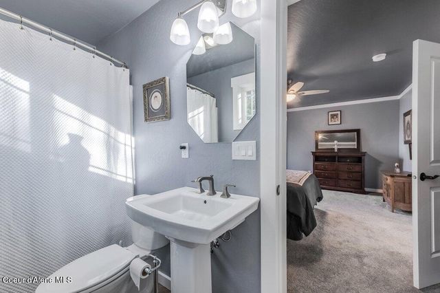 411 Louis ln, Sandpoint, ID 83864