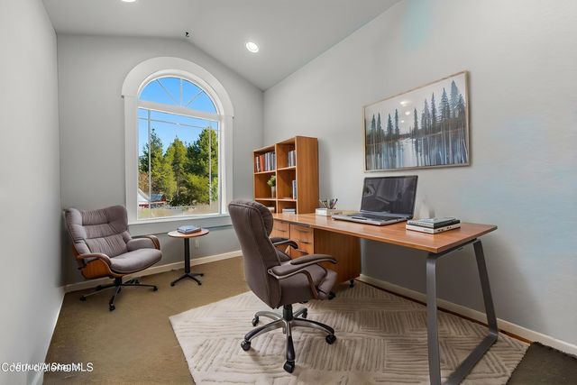 411 Louis ln, Sandpoint, ID 83864