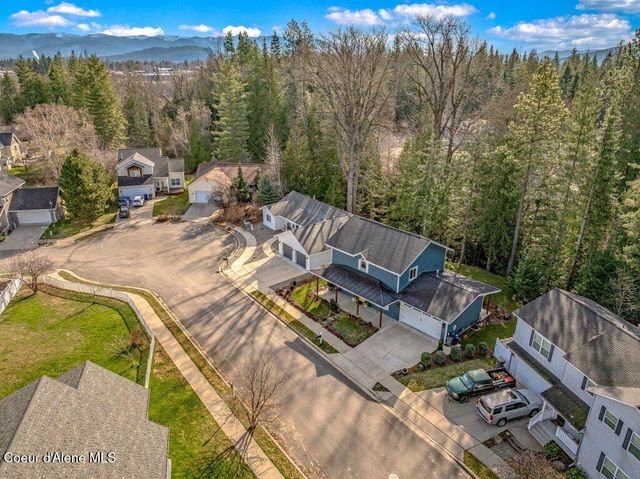 411 Louis ln, Sandpoint, ID 83864