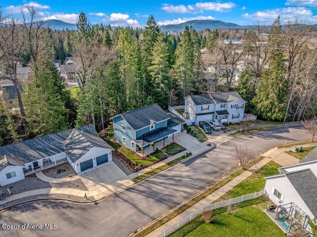 411 Louis ln, Sandpoint, ID 83864