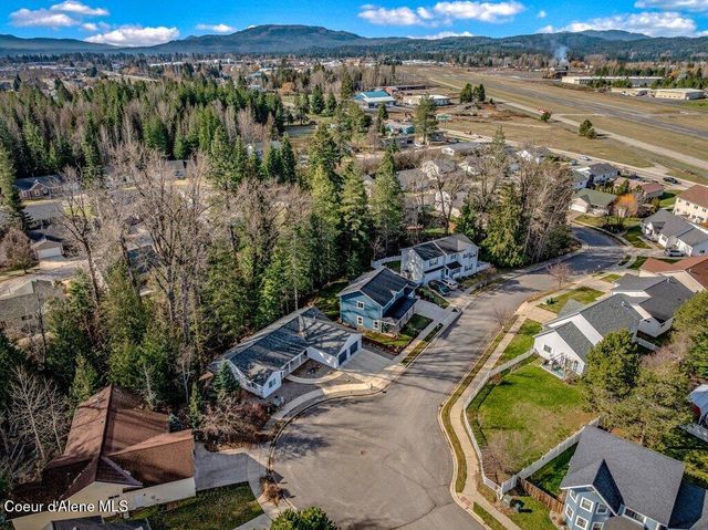 411 Louis ln, Sandpoint, ID 83864