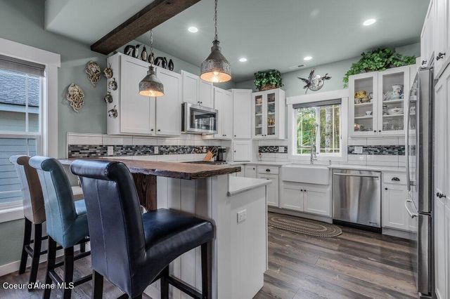 411 Louis ln, Sandpoint, ID 83864