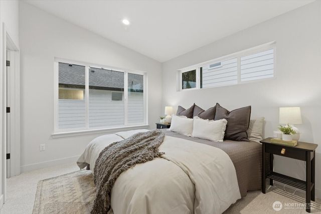 1255 NE 96th Street, Seattle, WA 98115