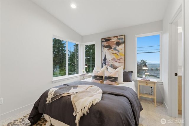 1255 NE 96th Street, Seattle, WA 98115