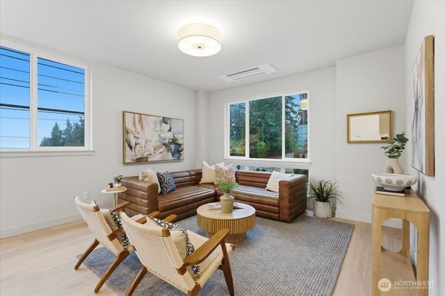 1255 NE 96th Street, Seattle, WA 98115