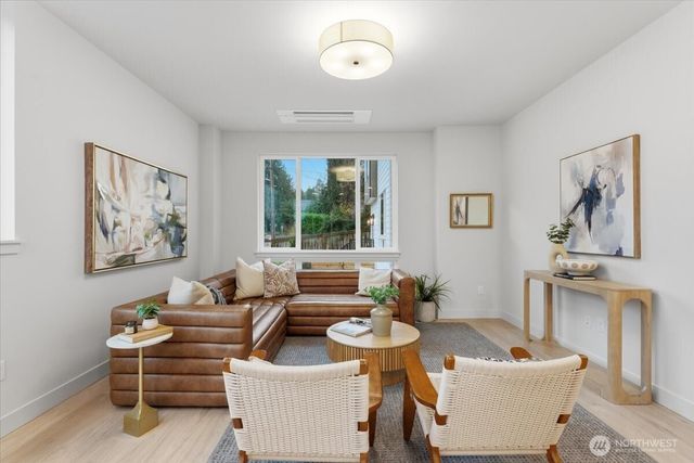 1255 NE 96th Street, Seattle, WA 98115