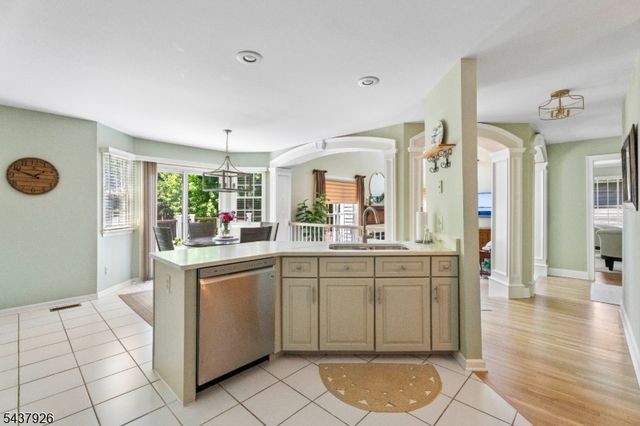 10 Barnstable Rd, Berkeley Heights Twp., NJ 07922