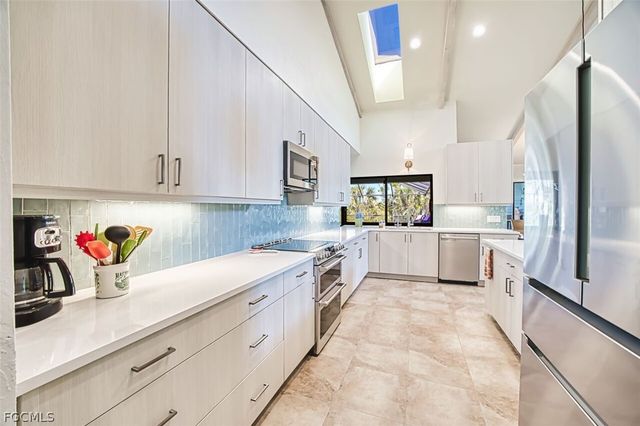 4960 Joewood DR, Sanibel, FL 33957